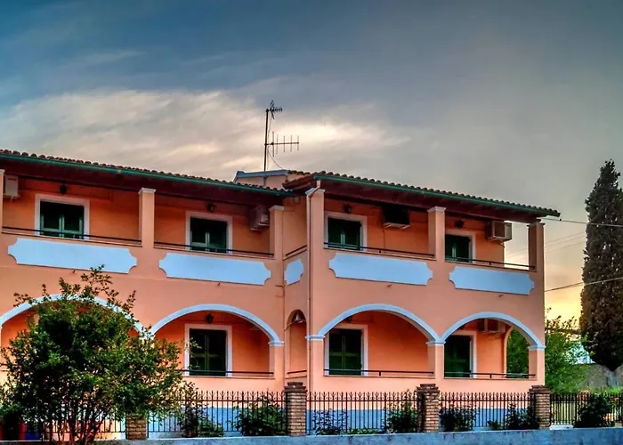 Napoleon Apartments Gouvia